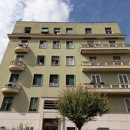 Viva Rome Apartment ภายนอก รูปภาพ